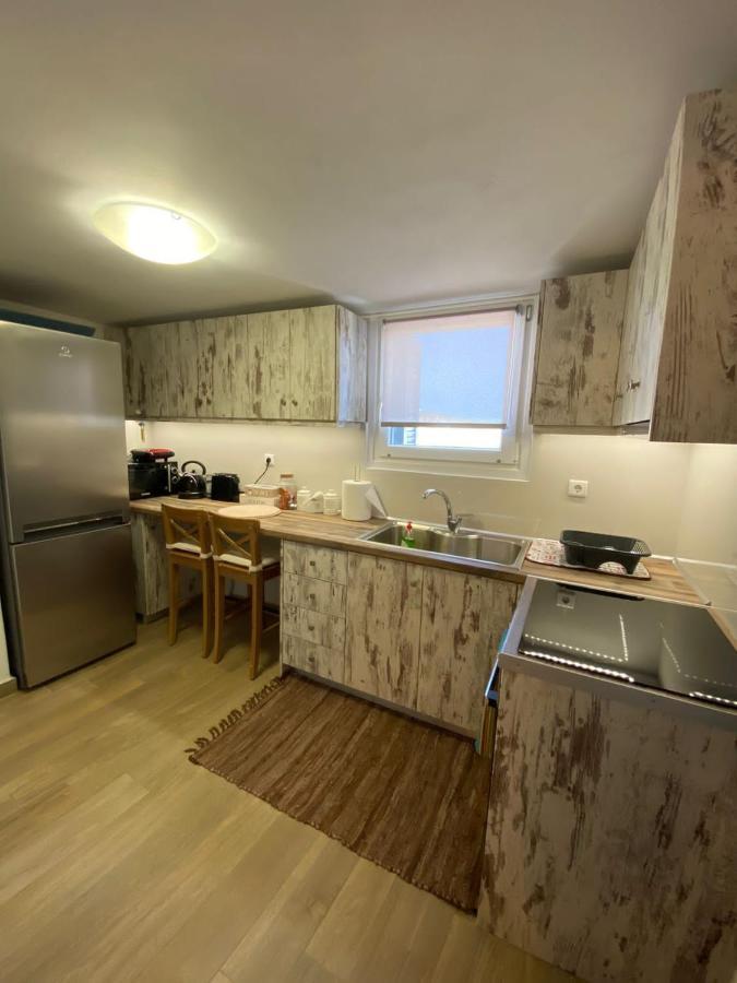 Alamana'S House - Ideal For Couples Ano Mera Exterior photo